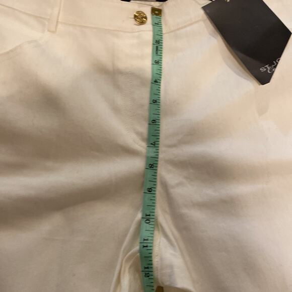 St. John Couture Women’s White Bootcut Jeans w/ Brown Lace Fringe Back Pockets - Picture 12 of 15